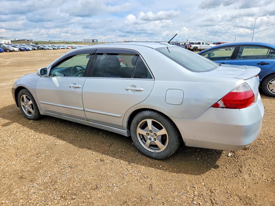 Auction sale of the 2007 Honda Accord, vin: JHMCN36417C800131, lot number: 65559946