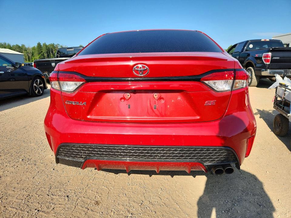 65318126 :رقم المزاد ، 5YFB4MBE4MP084736 vin ، 2021 Toyota Corolla مزاد بيع