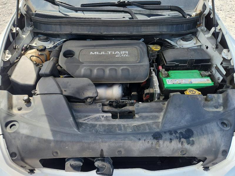 Продаж на аукціоні авто 2015 Jeep Cherokee, vin: 1C4PJLCB9FW532850, номер лоту: 64621916