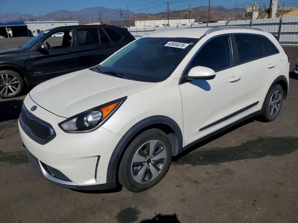 2019 Kia Niro მანქანა იყიდება აუქციონზე, vin: KNDCB3LC5K5300346, აუქციონის ნომერი: 63934076