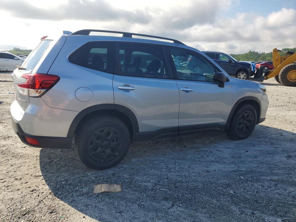 2021 Subaru Forester მანქანა იყიდება აუქციონზე, vin: JF2SKADC6MH413840, აუქციონის ნომერი: 63212286