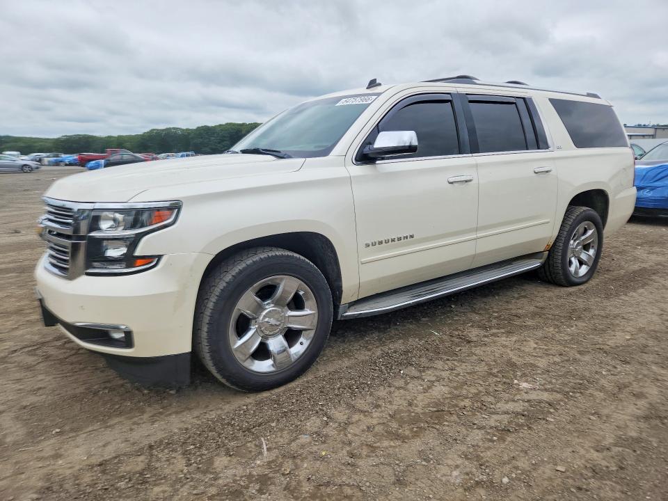 2015 Chevrolet Suburban მანქანა იყიდება აუქციონზე, vin: 1GNSKKKC6FR165794, აუქციონის ნომერი: 64757966