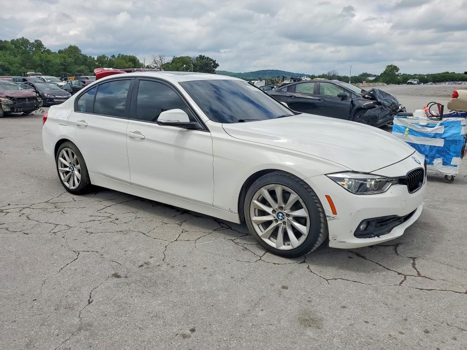 Продаж на аукціоні авто 2018 Bmw 320, vin: WBA8E1G50JNU90422, номер лоту: 63374376