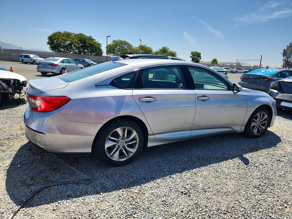 Aukcja sprzedaży 2018 Honda Accord, vin: 1HGCV1F13JA001824, numer aukcji: 64135636