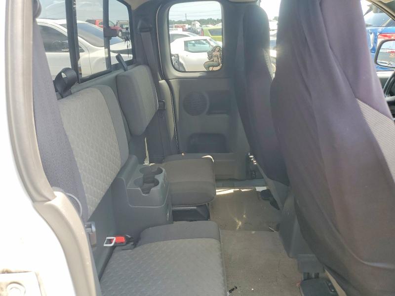 63953486 :رقم المزاد ، 1GTCS196648126729 vin ، 2004 Gmc Canyon مزاد بيع