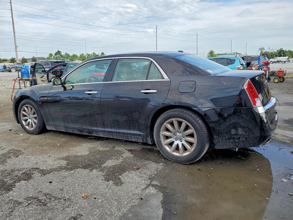 65655316 :رقم المزاد ، 2C3CCAET0DH674085 vin ، 2013 Chrysler 300c مزاد بيع