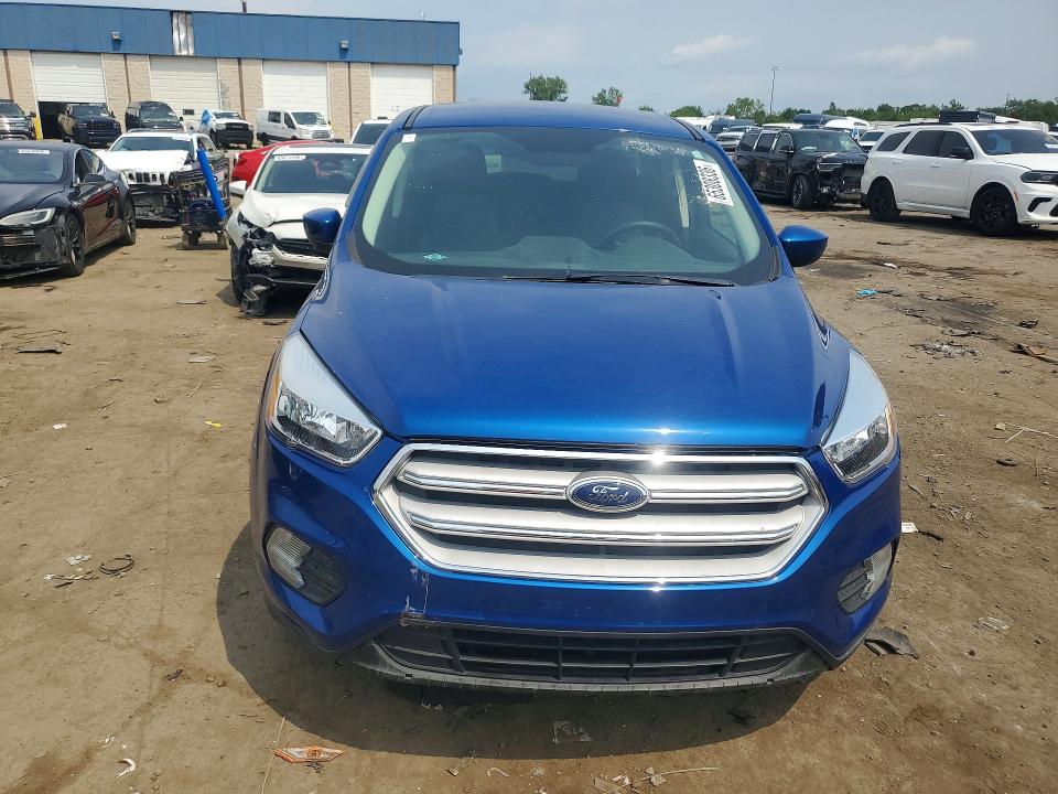 2019 Ford Escape მანქანა იყიდება აუქციონზე, vin: 1FMCU0GD1KUA16970, აუქციონის ნომერი: 65308336