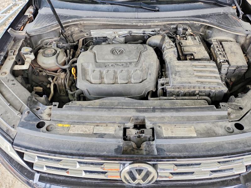 65490596 :رقم المزاد ، 3VV2B7AX9JM100203 vin ، 2018 Volkswagen Tiguan مزاد بيع