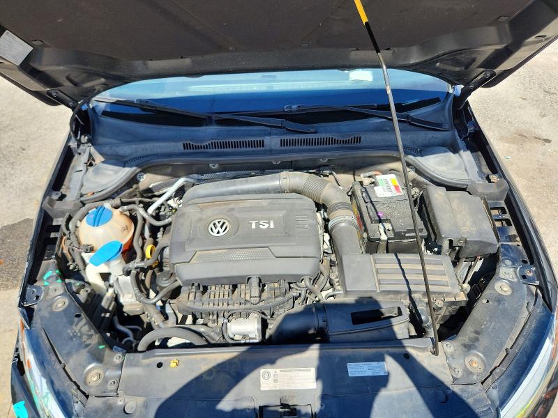 66907336 :رقم المزاد ، 3VWL17AJ0HM405369 vin ، 2017 Volkswagen Jetta مزاد بيع