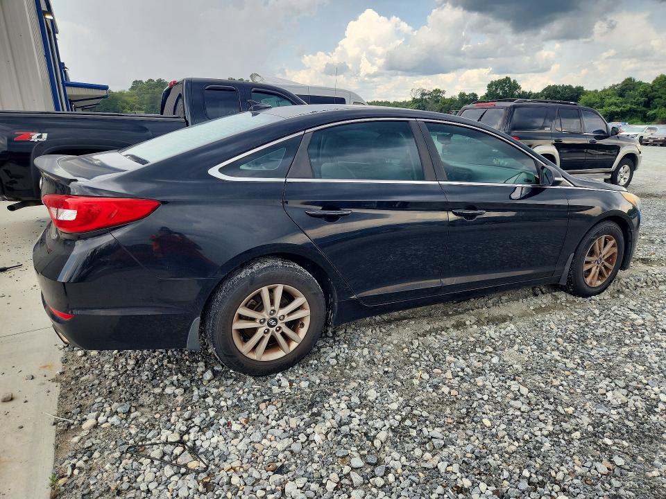 64828306 :رقم المزاد ، 5NPE24AA7FH223940 vin ، 2015 Hyundai Sonata مزاد بيع