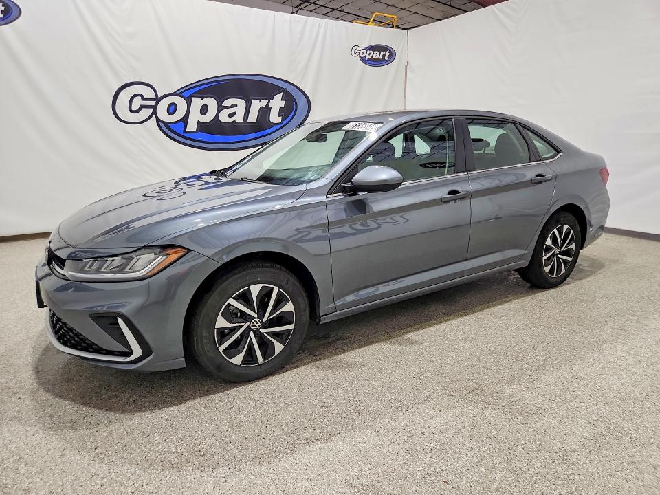 65138846 :رقم المزاد ، 3VW5X7BU0SM027710 vin ، 2025 Volkswagen Jetta مزاد بيع