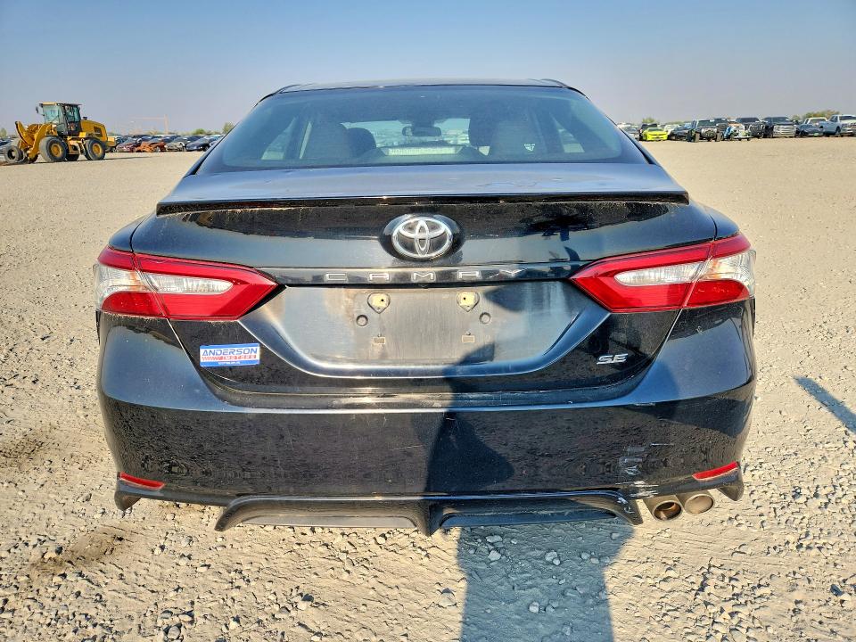 Aukcja sprzedaży 2018 Toyota Camry, vin: 4T1B11HK9JU084570, numer aukcji: 64228906
