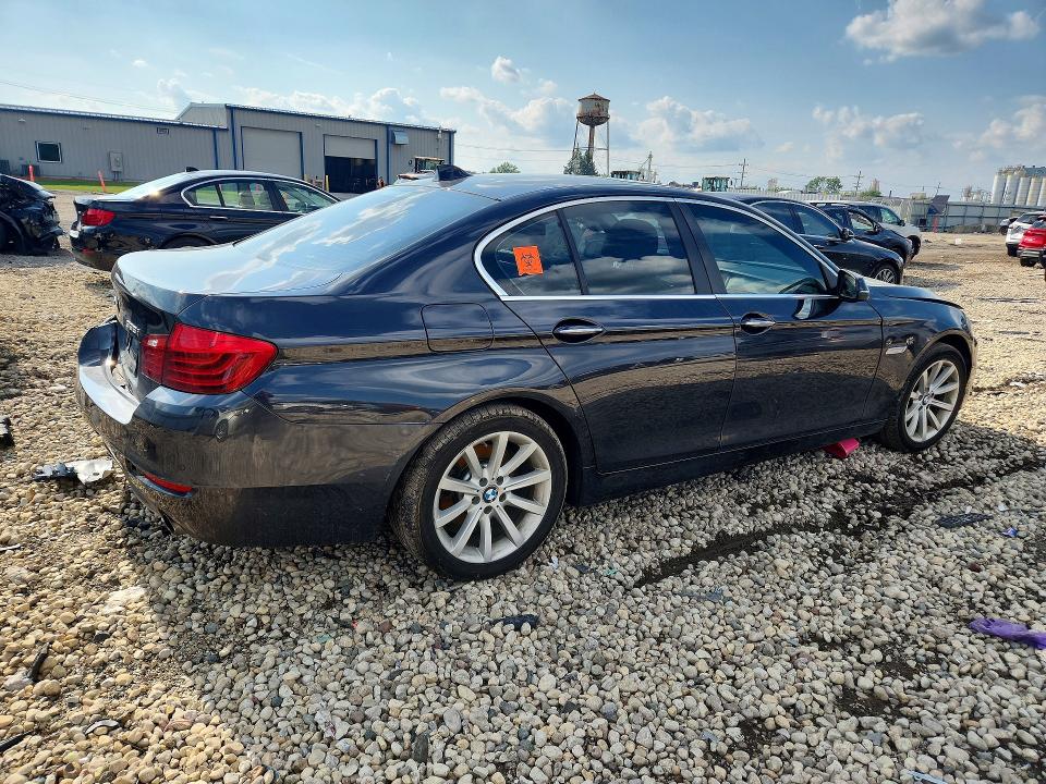 63671886 :رقم المزاد ، WBA5B3C55ED533967 vin ، 2014 Bmw 535 مزاد بيع