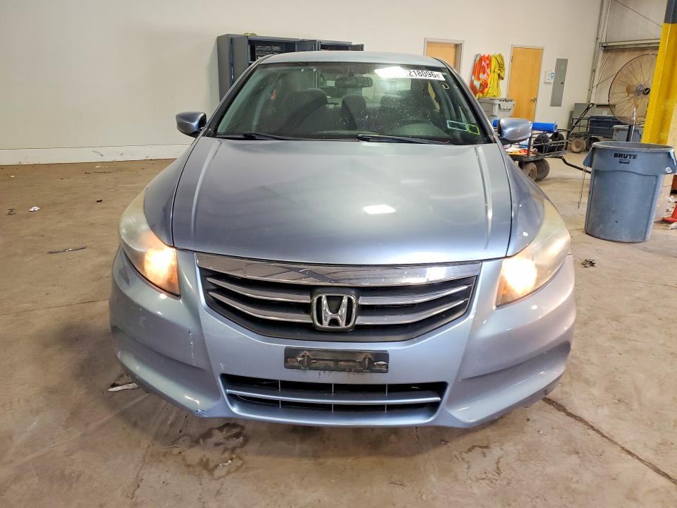 2011 Honda Accord მანქანა იყიდება აუქციონზე, vin: 1HGCP2F47BA148093, აუქციონის ნომერი: 64218096