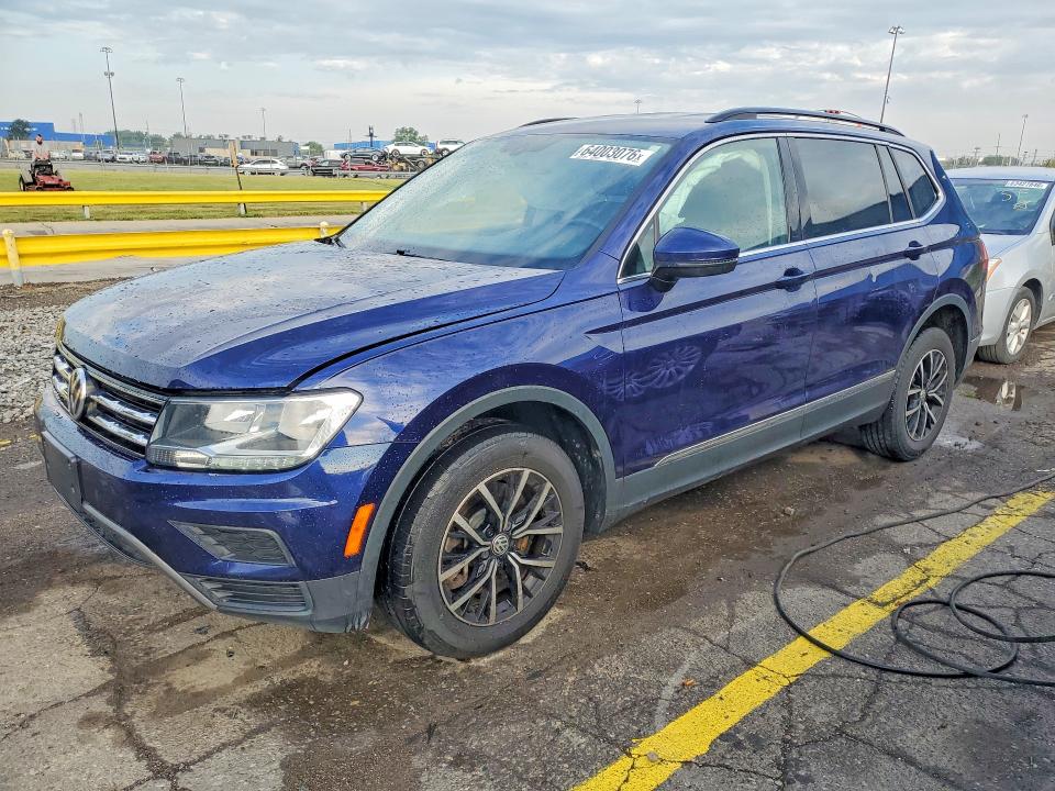 64003076 :رقم المزاد ، 3VV3B7AX6MM116965 vin ، 2021 Volkswagen Tiguan مزاد بيع