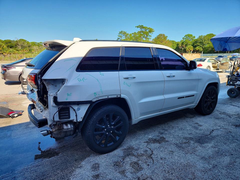 Продаж на аукціоні авто 2018 Jeep Grand Cherokee, vin: 1C4RJEAGXJC402394, номер лоту: 67000316