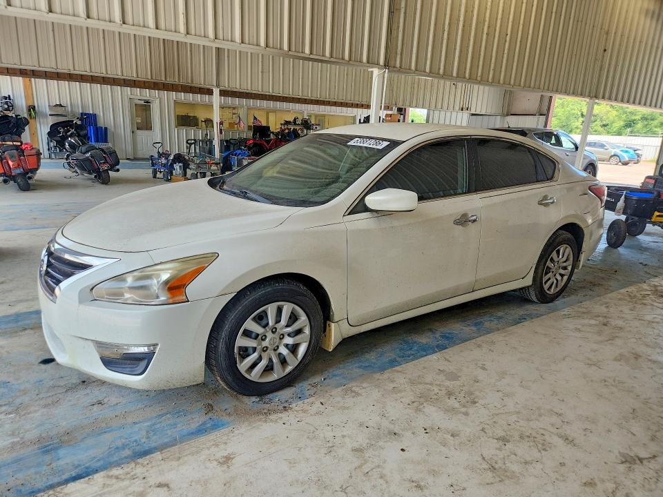 2013 Nissan Altima მანქანა იყიდება აუქციონზე, vin: 1N4AL3AP4DC122198, აუქციონის ნომერი: 63881286