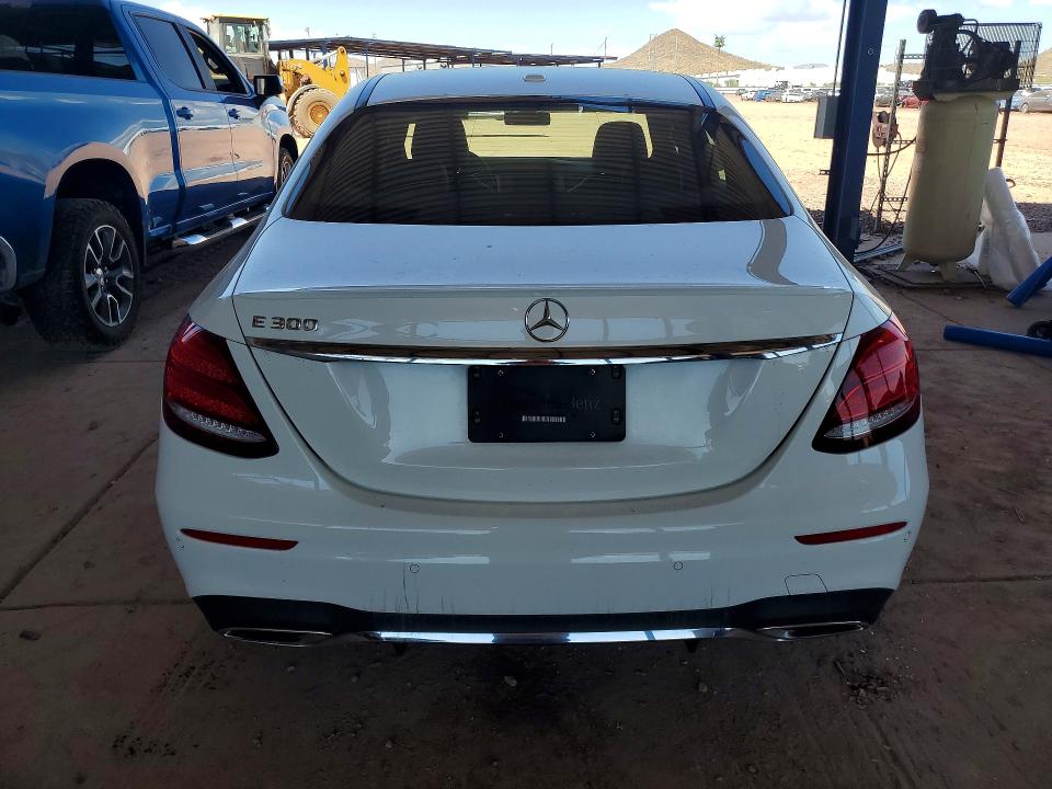 Продажа на аукционе авто 2019 Mercedes-benz E, vin: WDDZF4JB4KA526972, номер лота: 65584966