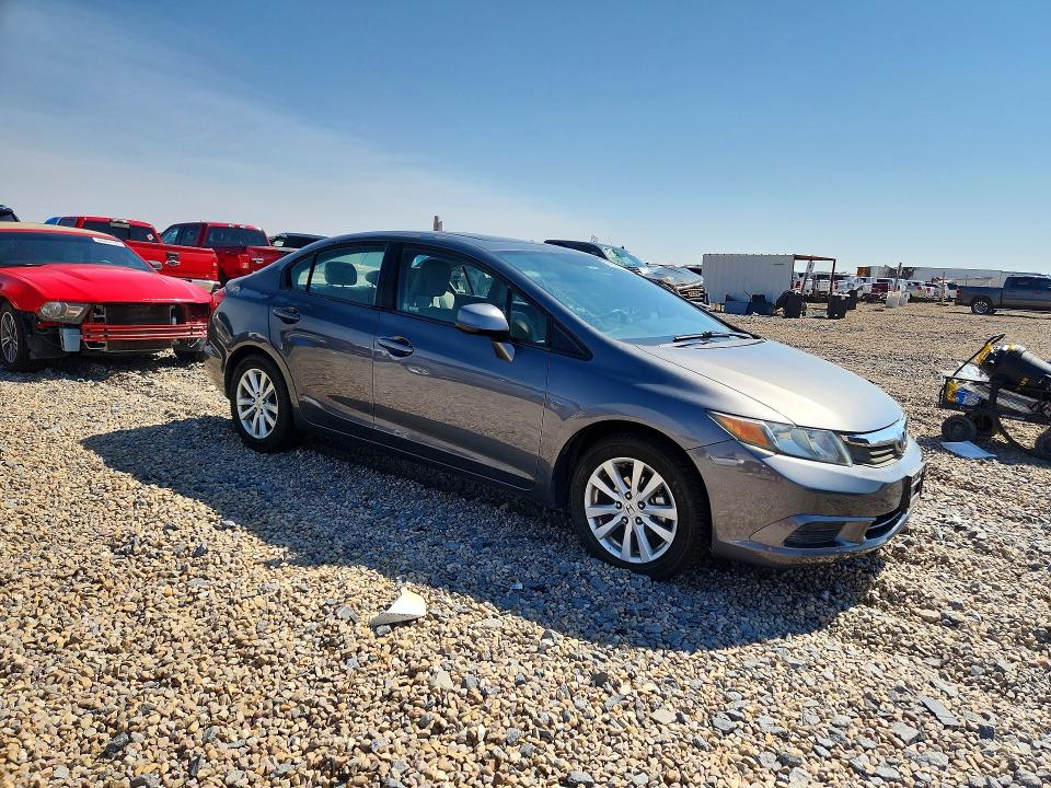 2012 Honda Civic მანქანა იყიდება აუქციონზე, vin: 19XFB2F81CE088016, აუქციონის ნომერი: 63597876