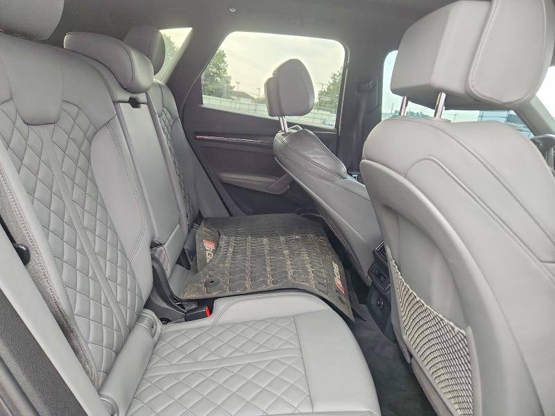 64618326 :رقم المزاد ، WA1C4AFY8J2161538 vin ، 2018 Audi Sq5 مزاد بيع