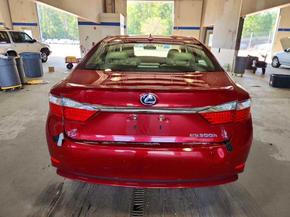 63120486 :رقم المزاد ، JTHBW1GG0D2035078 vin ، 2013 Lexus Es مزاد بيع