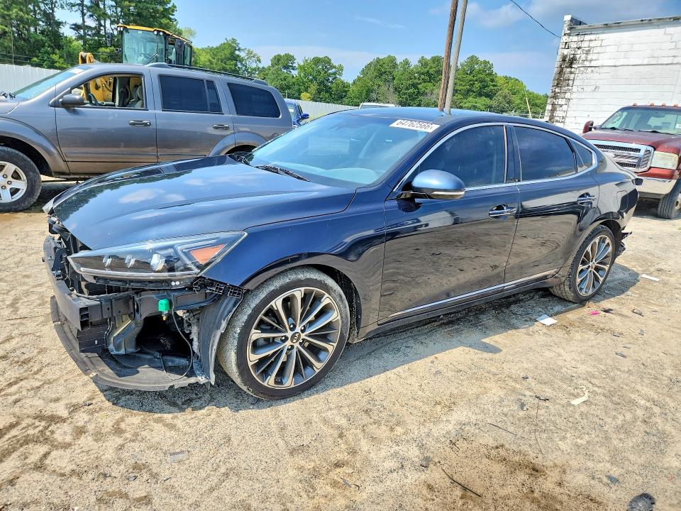 2018 Kia Cadenza მანქანა იყიდება აუქციონზე, vin: KNALC4J18J5098571, აუქციონის ნომერი: 64762566