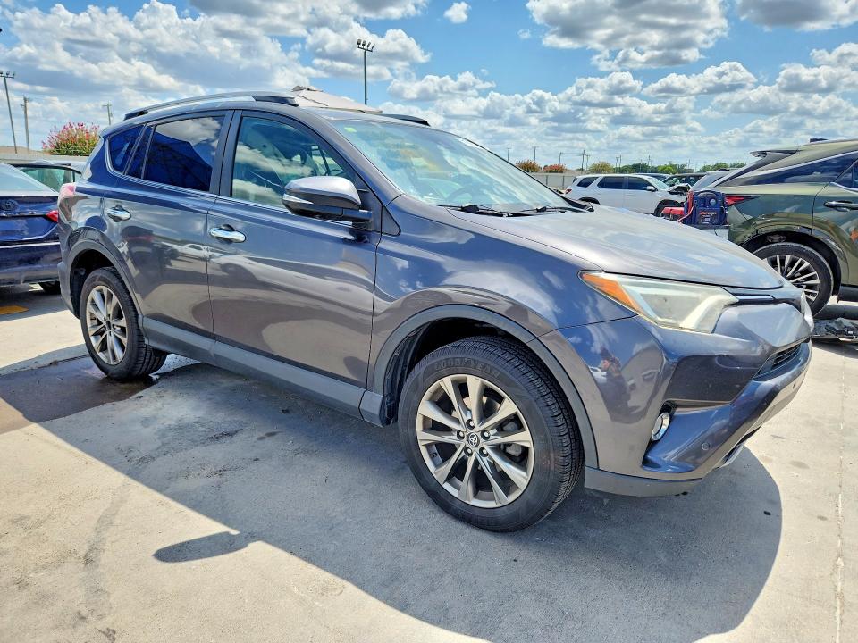 Продаж на аукціоні авто 2017 Toyota Rav4, vin: JTMYFREV1HJ116727, номер лоту: 64302546