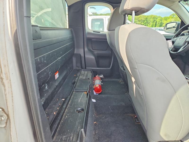 69237016 :رقم المزاد ، 5TFRX5GN1GX064115         vin ، 2016 Toyota Tacoma مزاد بيع