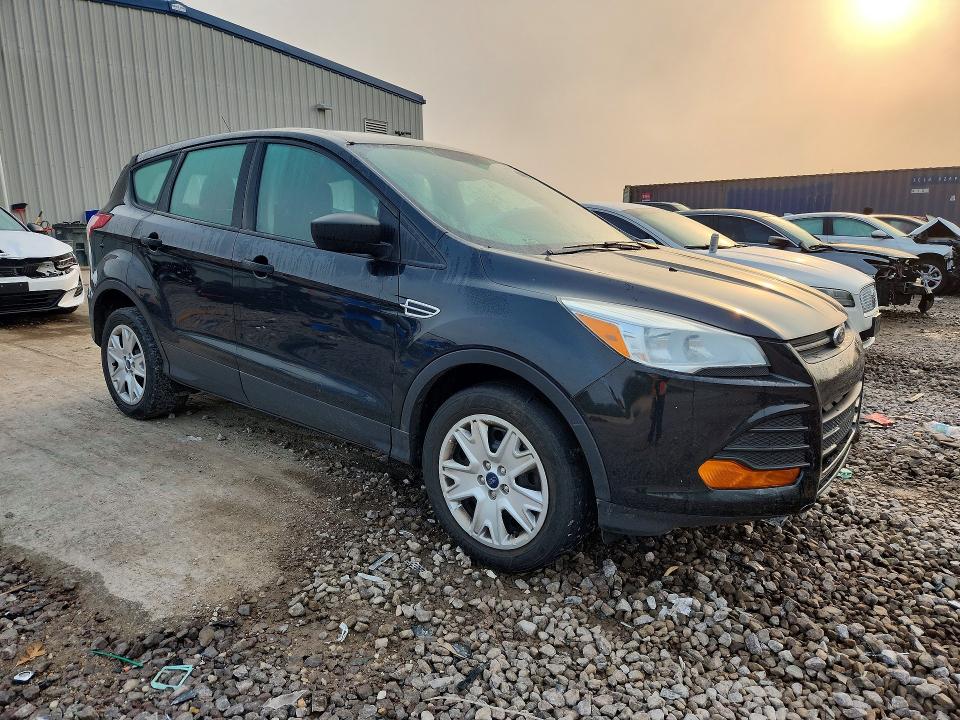 2013 Ford Escape მანქანა იყიდება აუქციონზე, vin: 1FMCU0F7XDUC32587, აუქციონის ნომერი: 63692446
