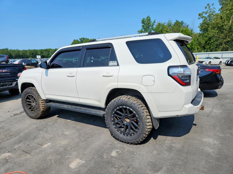 2016 Toyota 4runner მანქანა იყიდება აუქციონზე, vin: JTEBU5JR8G5303429, აუქციონის ნომერი: 64740356