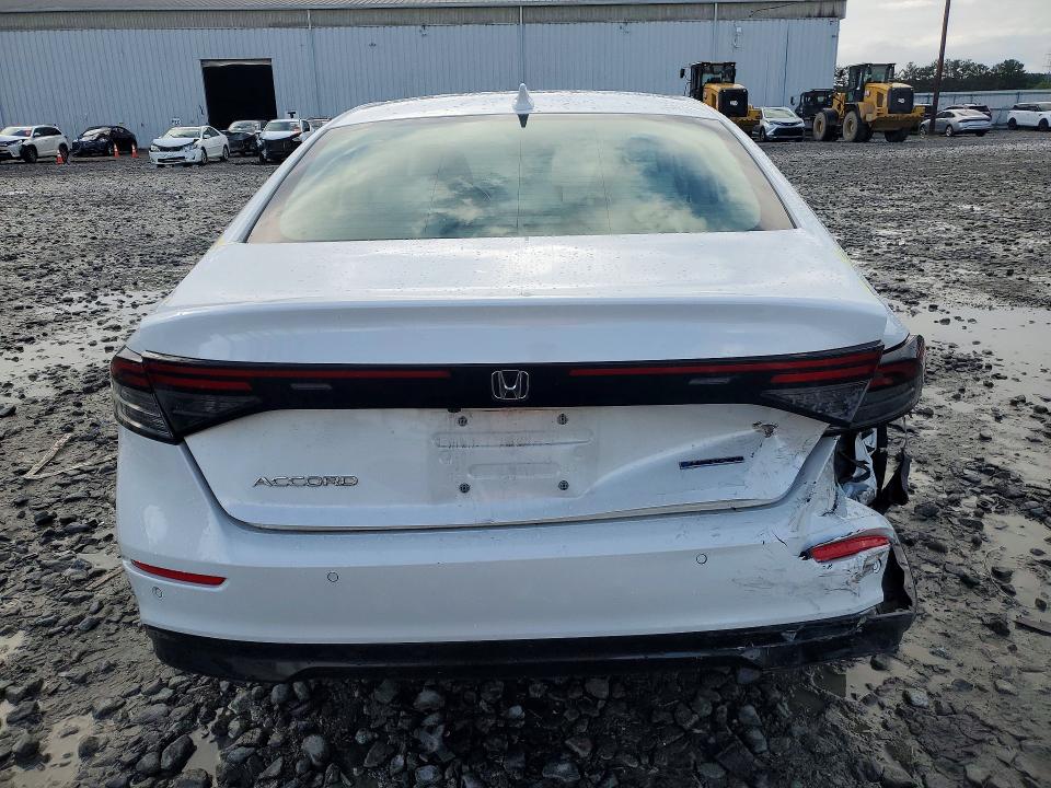 Продаж на аукціоні авто 2024 Honda Accord, vin: 1HGCY2F65RA022727, номер лоту: 64025366
