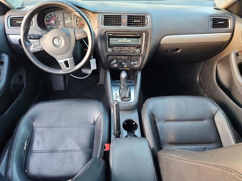63907726 :رقم المزاد ، 3VWDP7AJ2DM239028 vin ، 2013 Volkswagen Jetta مزاد بيع