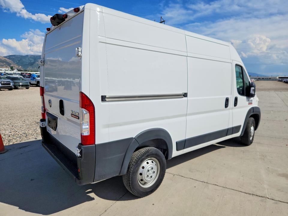 67026506 :رقم المزاد ، 3C6LRVBG3ME539968 vin ، 2021 Ram Promaster 1500 مزاد بيع
