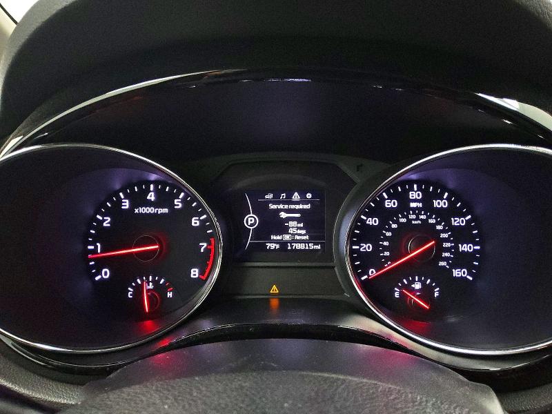 68700006 :رقم المزاد ، KNDMC5C15J6348093 vin ، 2018 Kia Sedona مزاد بيع