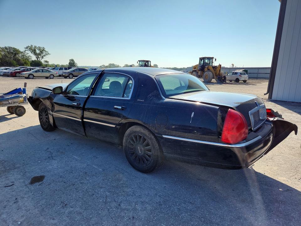 Auction sale of the 2003 Lincoln Town Car, vin: 1LNHM81W13Y612265, lot number: 66650006
