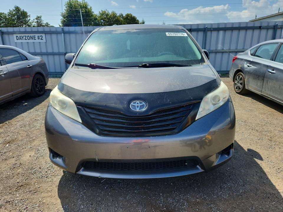 2014 Toyota Sienna მანქანა იყიდება აუქციონზე, vin: 5TDZK3DC5ES448438, აუქციონის ნომერი: 65702776