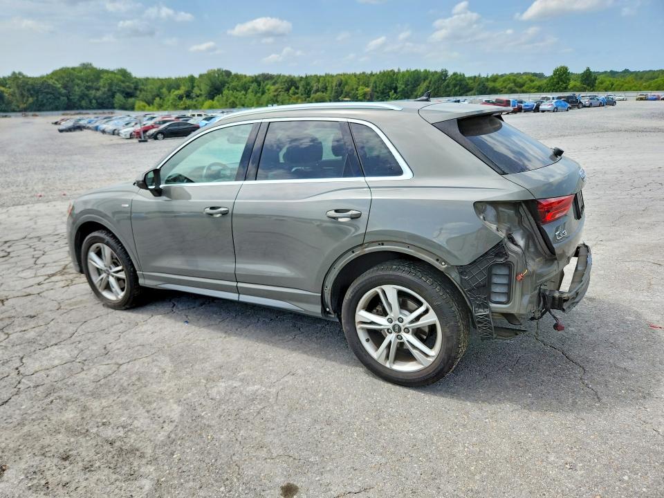 2021 Audi Q3 მანქანა იყიდება აუქციონზე, vin: WA1DECF33M1026219, აუქციონის ნომერი: 65272826