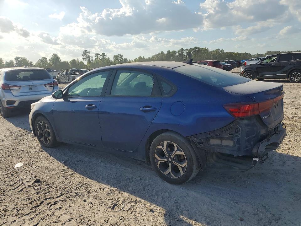 2020 Kia Forte მანქანა იყიდება აუქციონზე, vin: 3KPF24AD1LE255376, აუქციონის ნომერი: 65007066