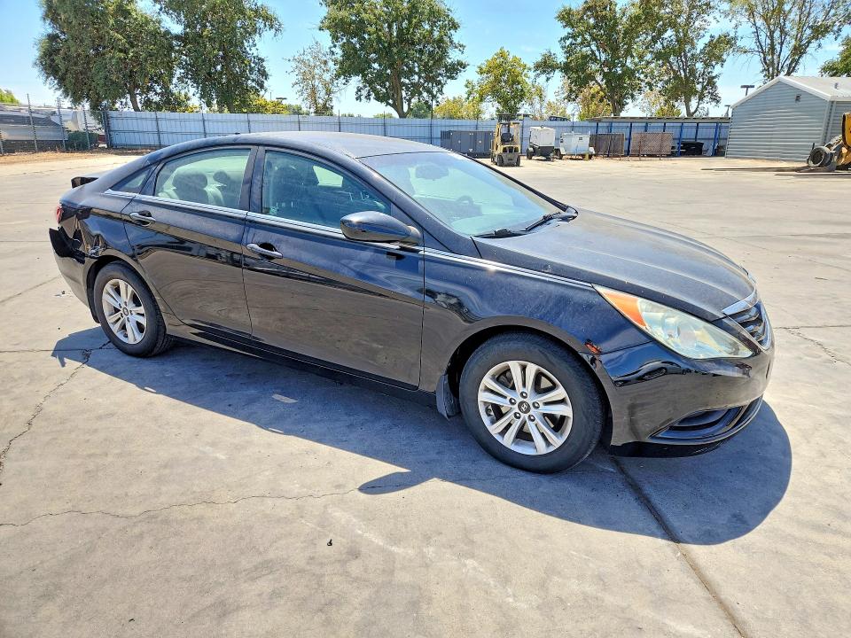 64700136 :رقم المزاد ، 5NPEB4ACXCH388376 vin ، 2012 Hyundai Sonata مزاد بيع