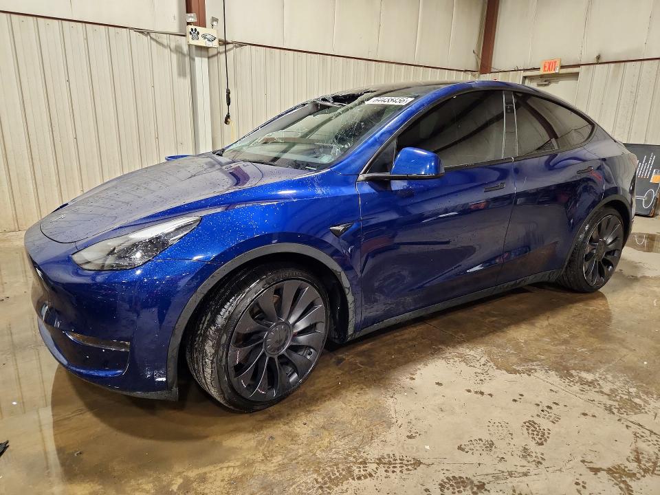 64435456 :رقم المزاد ، 7SAYGDEF6RA266026 vin ، 2024 Tesla Model Y مزاد بيع