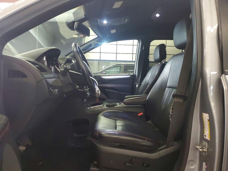 63363586 :رقم المزاد ، 2C4RDGEG2JR283924 vin ، 2018 Dodge Grand Caravan مزاد بيع
