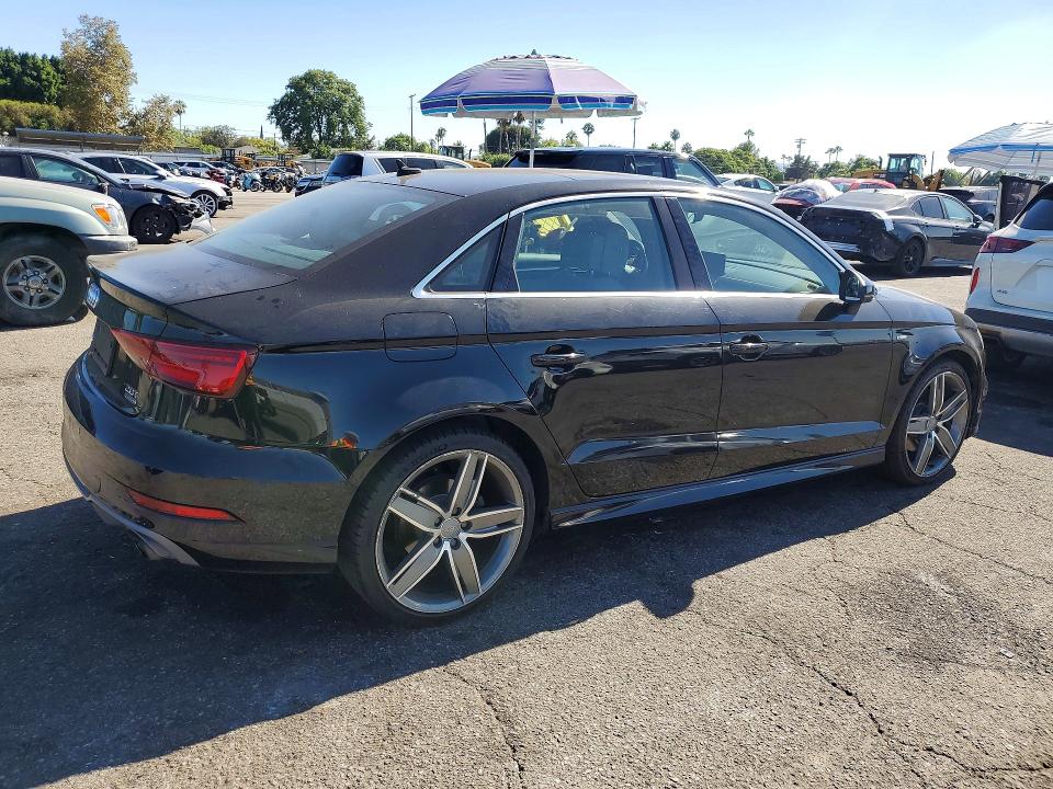 Aukcja sprzedaży 2018 Audi A3, vin: WAUJ8GFF2J1006523, numer aukcji: 65942326