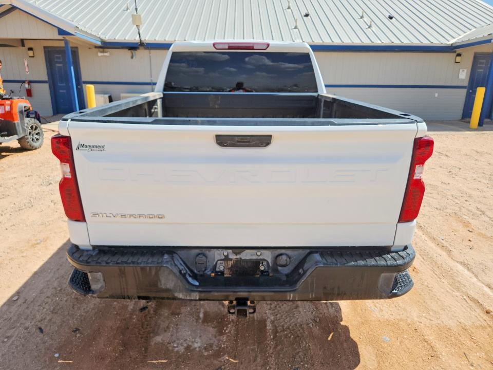 64783666 :رقم المزاد ، 1GCRDAEDXPZ117667 vin ، 2023 Chevrolet Silverado مزاد بيع