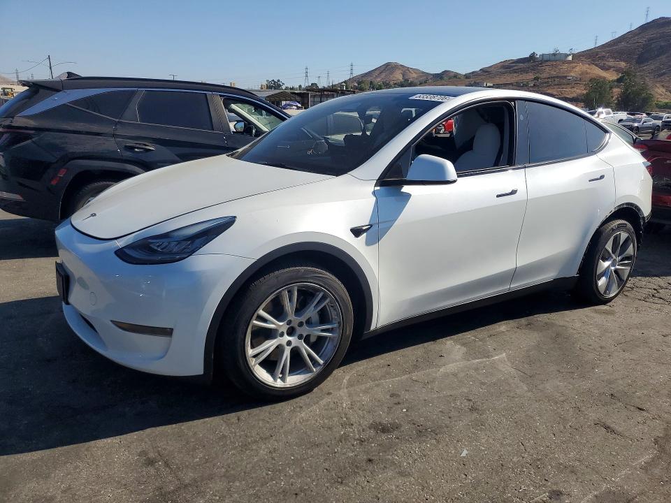 Продажа на аукционе авто 2023 Tesla Model Y, vin: 7SAYGDEEXPA153779, номер лота: 63338706