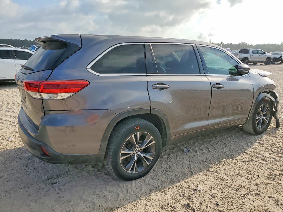 Продажа на аукционе авто 2018 Toyota Highlander, vin: 5TDZZRFH8JS245917, номер лота: 63766696