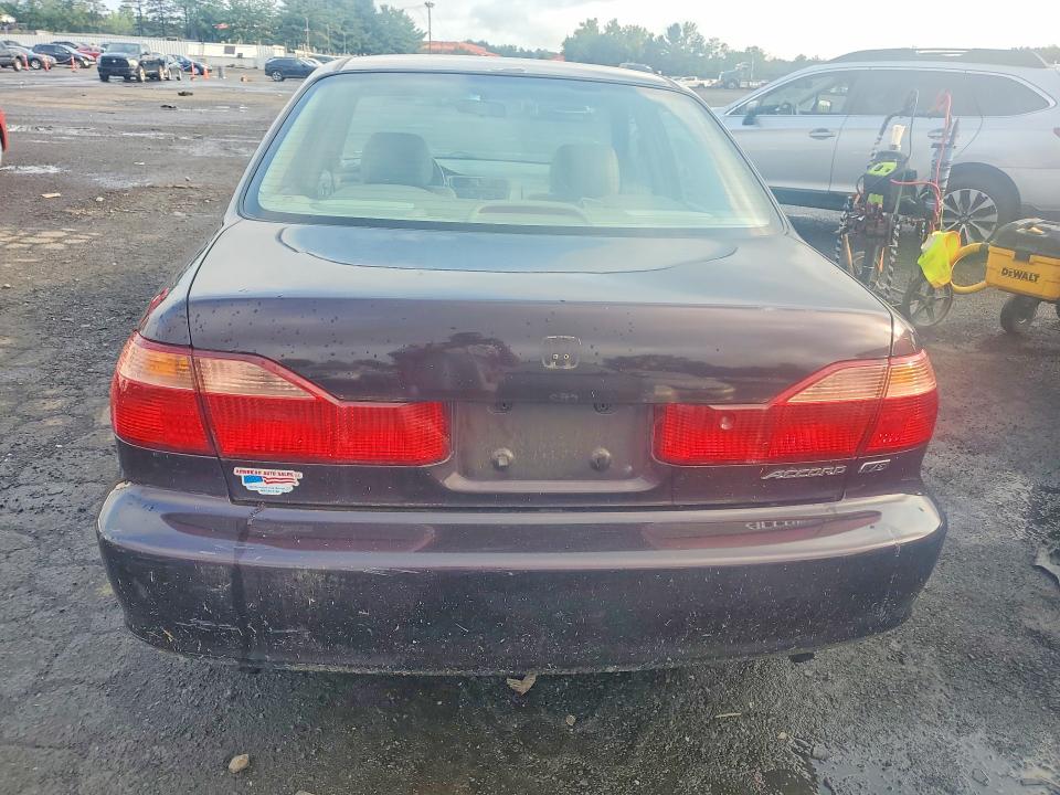 Aukcja sprzedaży 1998 Honda Accord, vin: 1HGCG1657WA070570, numer aukcji: 65035026