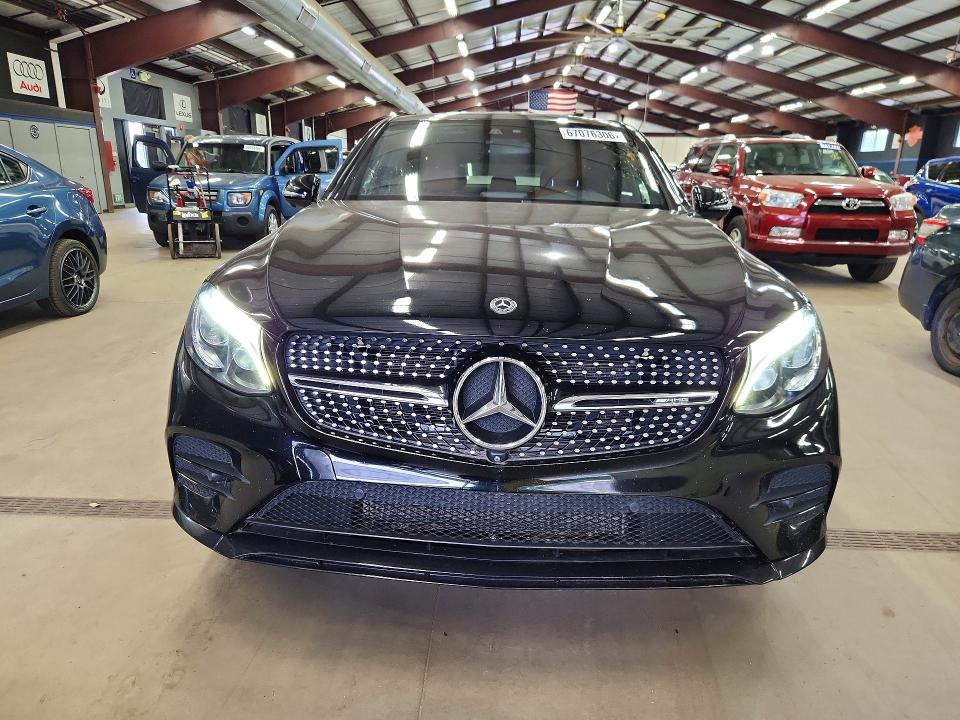 67076306 :رقم المزاد ، WDC0J6EB9KF495996 vin ، 2019 Mercedes-benz Glc Coupe مزاد بيع