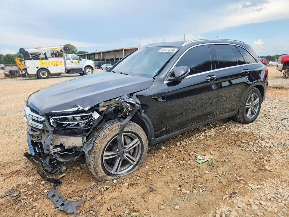 64493206 :رقم المزاد ، W1N0G8EBXMF875750 vin ، 2021 Mercedes-benz Glc مزاد بيع