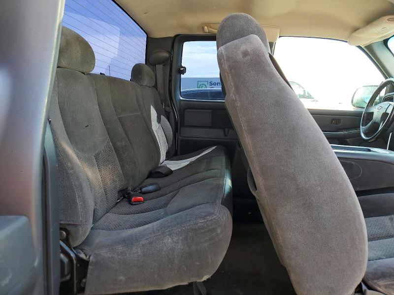 Продажа на аукционе авто 2005 Chevrolet Silverado, vin: 1GCEC19V25Z323390, номер лота: 64065976