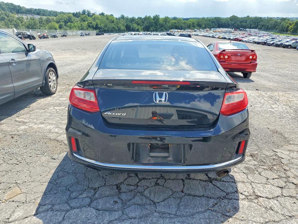 64797446 :رقم المزاد ، 1HGCT1B38DA011590 vin ، 2013 Honda Accord مزاد بيع